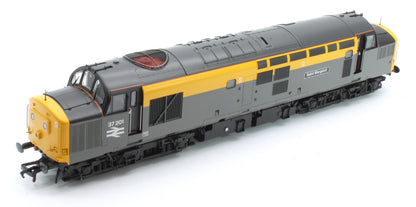 Class 37/0 Centre Headcode 37201 'St. Margaret' BR Eng. Grey & Yellow Diesel Locomotive (DCC Sound)