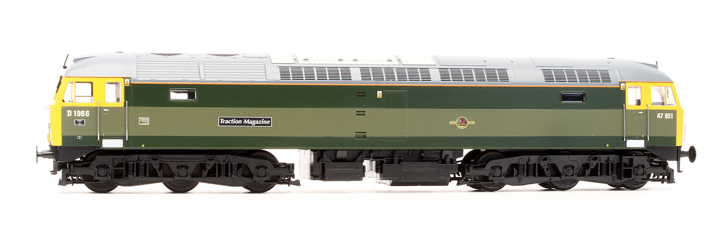 Pre-Owned 4666 Heritage Green Class 47851 / D1966 'Traction Magazine' Diesel Locomotive
