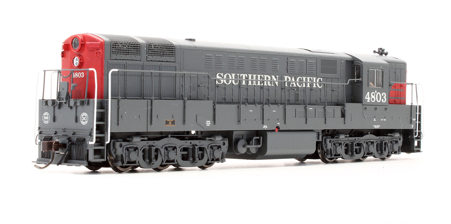 Pre-Owned 10 004 137 Train Master Southern Pacific Diesel Locomotive - Road #4803 - DCC Sound