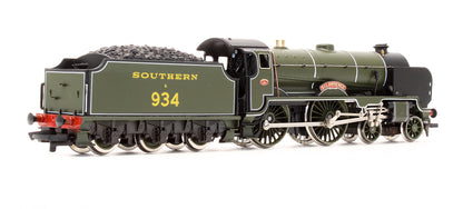 Pre-Owned R533 SR 4-4-0 Schools Class 'St. Lawrence' 934 Steam Locomotive - Limited Edition