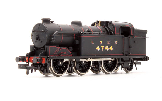Pre-Owned 954158 LNER Black 0-6-2T N2 '4744' Steam Locomotive