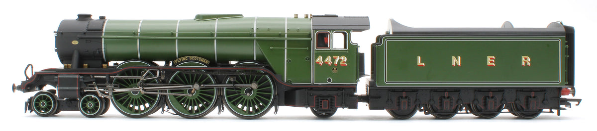 R30465 Scotsman in Australia 1980s Twin Pack - A3 4472 'Flying Scotsman' and GWR 4079 'Pendennis Castle' Steam Locomotives