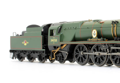Pre-Owned R2709 BR Green 4-6-2 Rebuilt Battle Of Britain Class 34058 'Sir Frederick Pile' Steam Locomotive