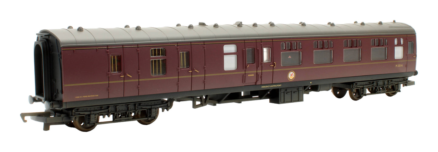 Pre-Owned R4200A BR Mk1 Brake Coach 'M35114' - Weathered