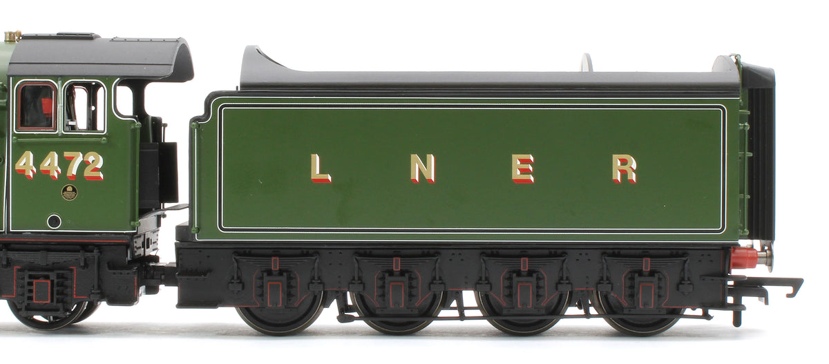 R30465 Scotsman in Australia 1980s Twin Pack - A3 4472 'Flying Scotsman' and GWR 4079 'Pendennis Castle' Steam Locomotives