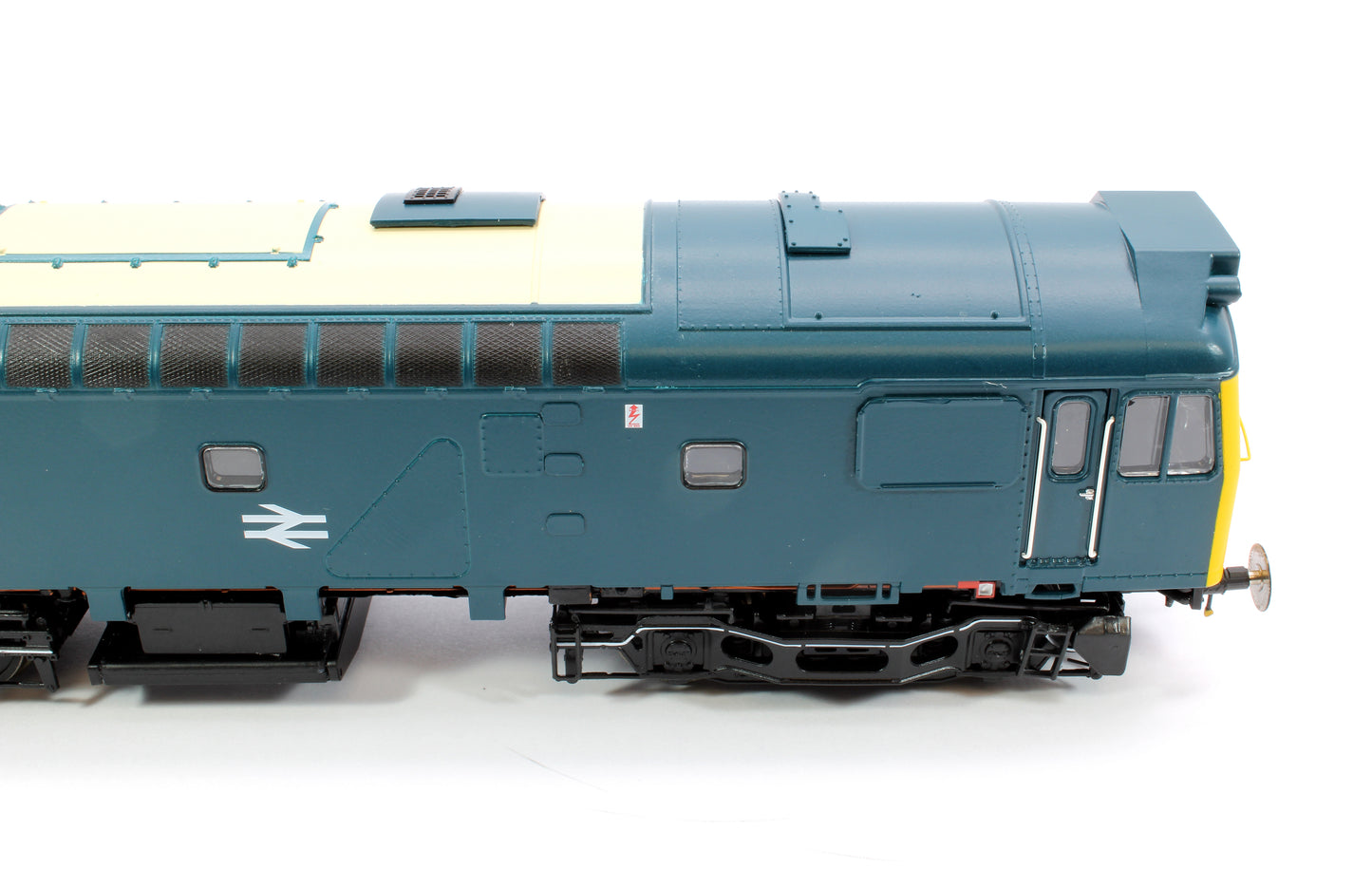 Class 25 BR Rail Blue 25301 (domino headcodes) Diesel Locomotive