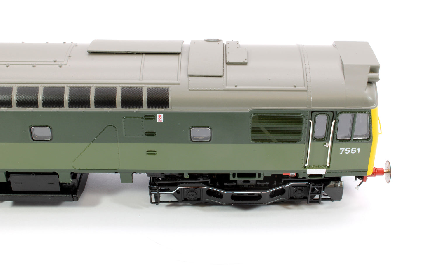 Class 25 BR two-tone green FYE 7561 Diesel Locomotive