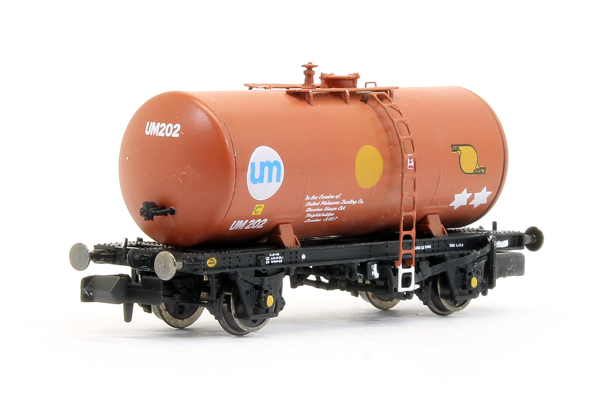 Pre-Owned Set Of 3 U.M. Class B Tank Wagons