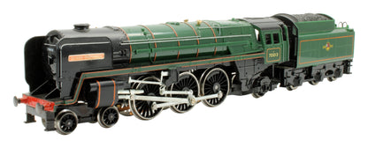 Pre-Owned R552 BR 4-6-0 Britannia 7MT 70013 'Oliver Cromwell' Steam Locomotive