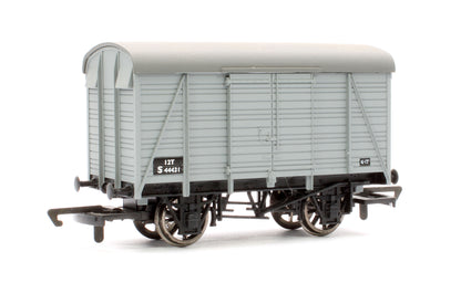 Pre-Owned 12T BR Vent Van No.S44431
