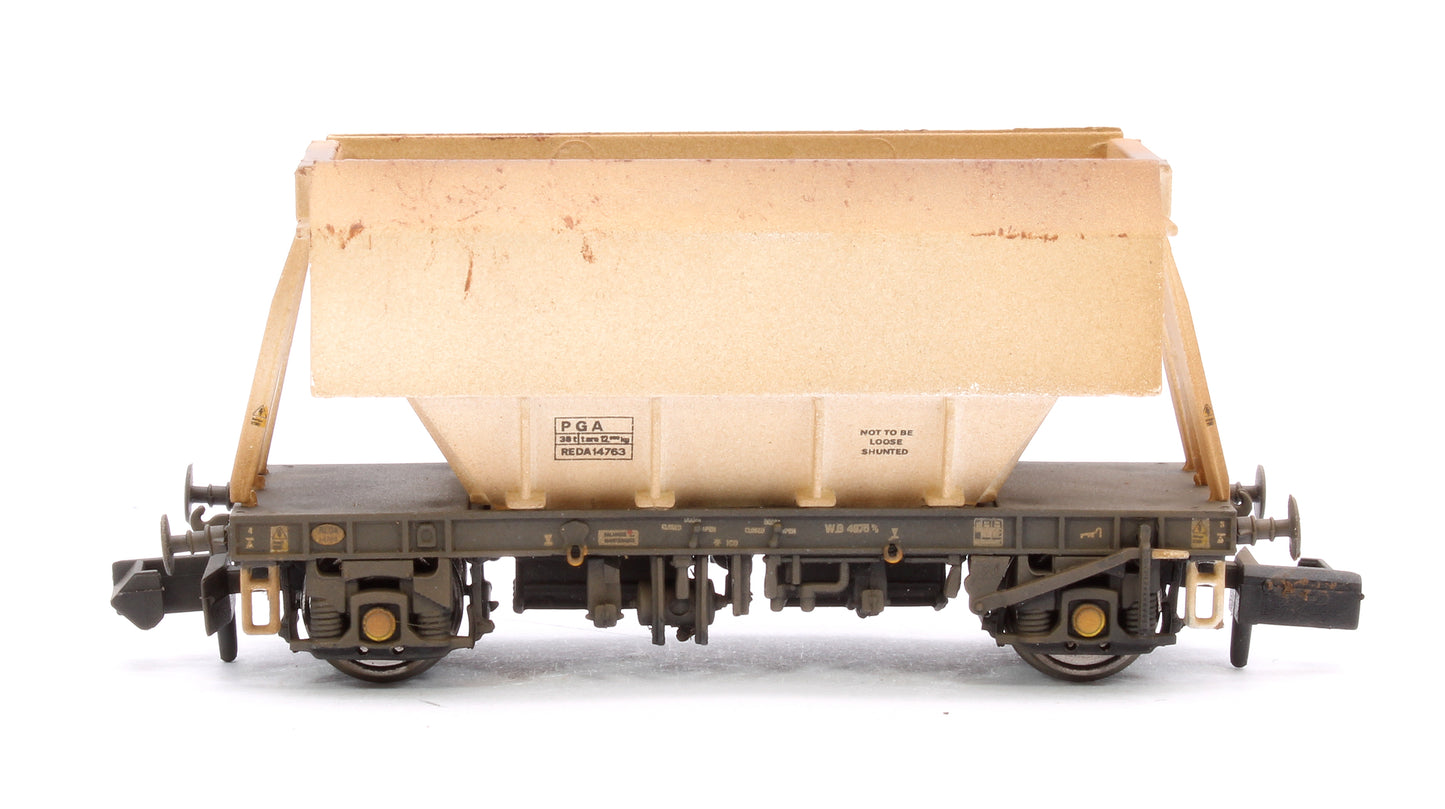 Set of 3 PGA 51T Hopper Wagons (Plain White) - Weathered