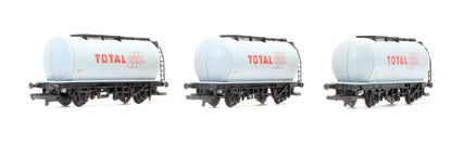 Pre-Owned RailRoad Set Of 3 'Total' Tank Wagons