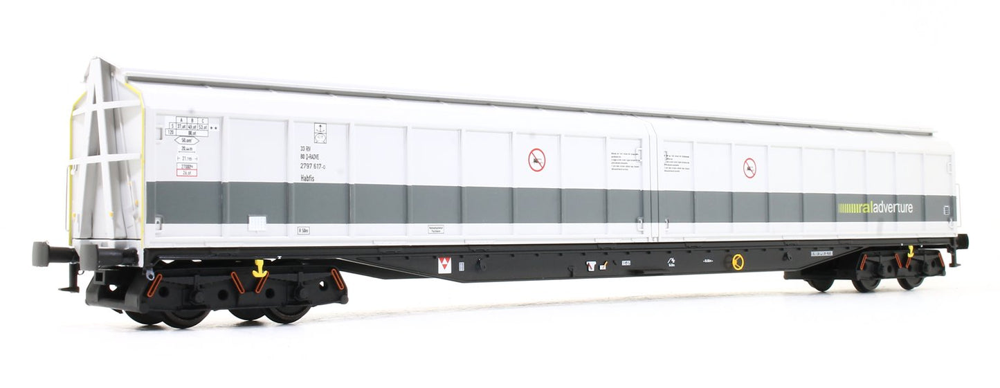 Pre-Owned Set of Two Cargowaggon Bogie Ferry Vans (Railadventure two-tone grey "Barrier Wagon")