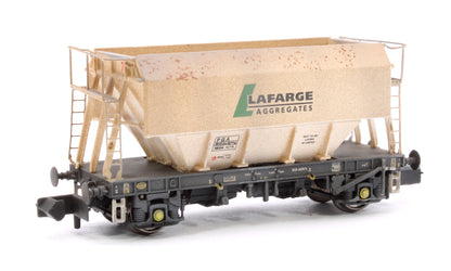 Set of 3 Lafarge Aggregates PGA 51T Hopper Wagons - Weathered