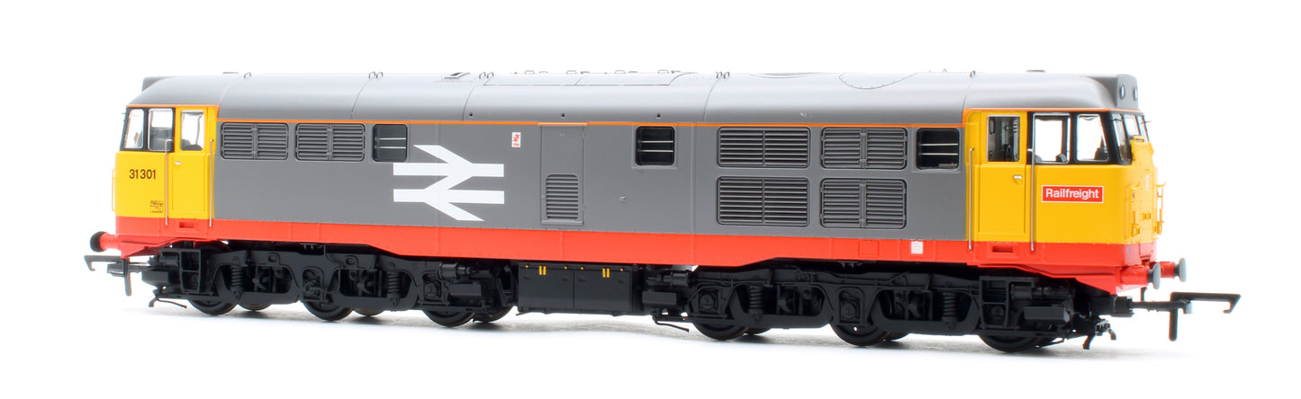 Class 31 31301 Railfreight Red-Stripe Diesel Locomotive - DCC Sound