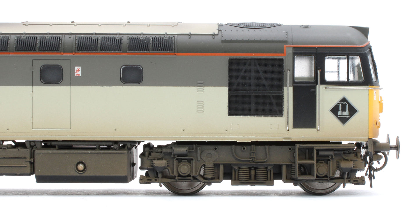 3337W Bespoke Weathered Railfreight Distribution Class 33206 Diesel Locomotive