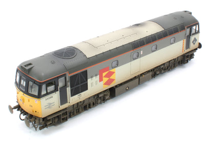 3337W Bespoke Weathered Railfreight Distribution Class 33206 Diesel Locomotive