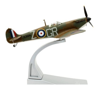 Pre-Owned AA39208 Supermarine Spitfire Mk I Royal Air Force N3194 Sqn elader Roger Bushell, 92 SQN, RAF Croydon, May 1940 - Limited Edition
