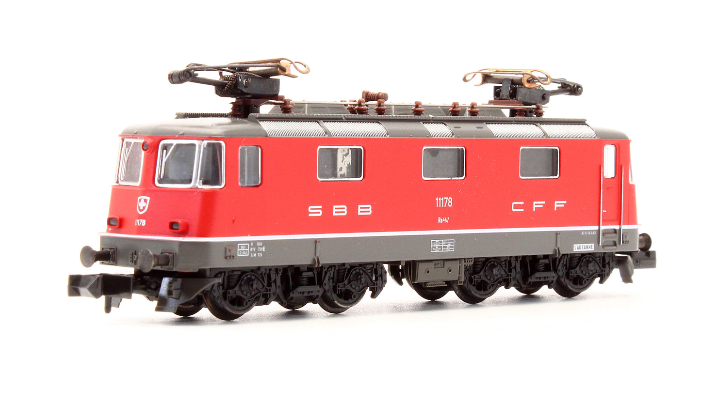 Pre-Owned 7343 Class 420 Electric 11178 in SBB Red & Grey