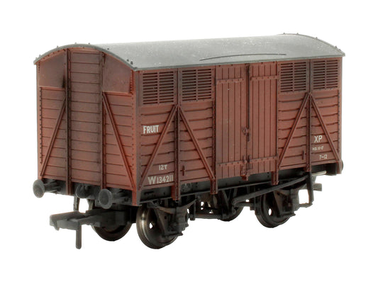 Pre-Owned 37-754B 12T Ventilated Fruit Van BR (WR) Bauxite 'W134211' - Custom Weathered