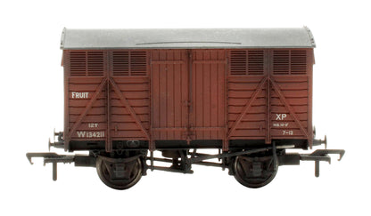 Pre-Owned 37-754B 12T Ventilated Fruit Van BR (WR) Bauxite 'W134211' - Custom Weathered