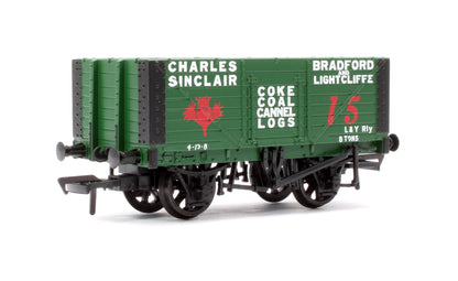 Pre-Owned 7 Plank Fixed End Wagon 'Charles Sinclair' Green No.15