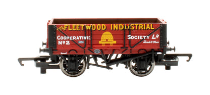 Pre-Owned R6592 4 Plank Wagon 'The Fleetwood Industrial Cooperative'