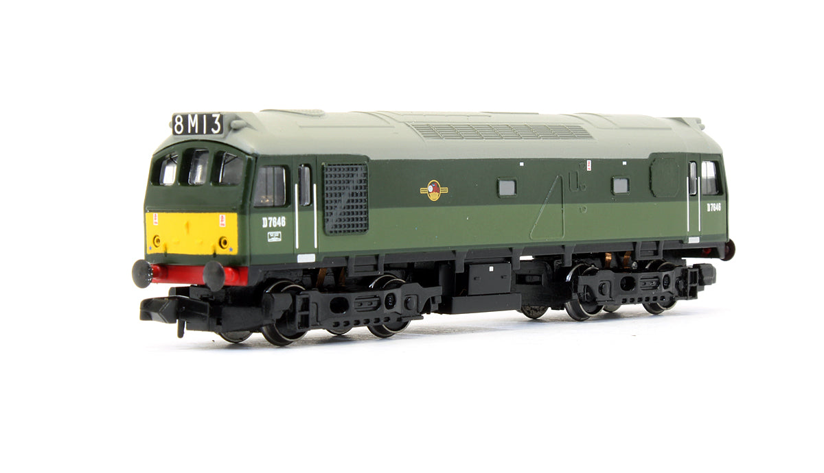 Pre-Owned Class 25/3 D7646 BR Two Tone Green Diesel Locomotive