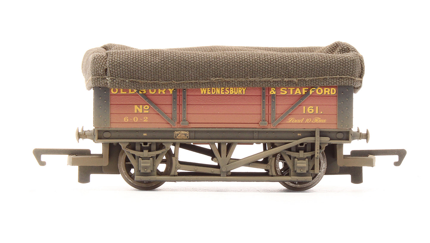 Pre-Owned R6211A 'Chance & Hunt' 7 Plank Wagon With Sheet Rail & Cover No.161 - Weathered