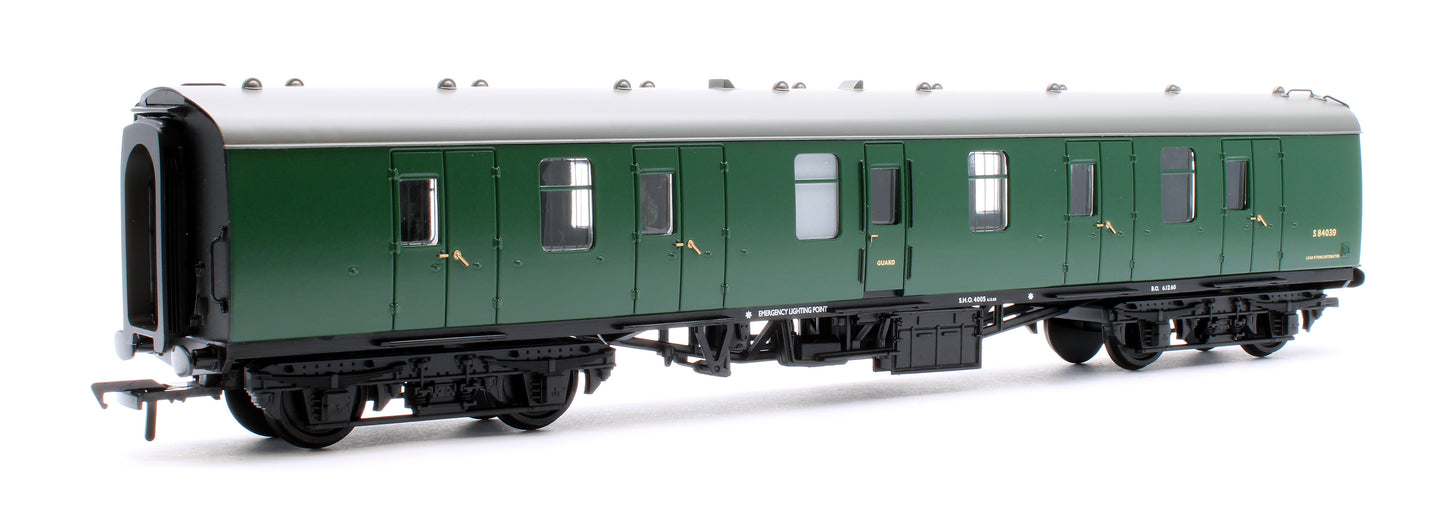 BR Mk1 BG Brake Gangwayed BR (SR) Green S84039