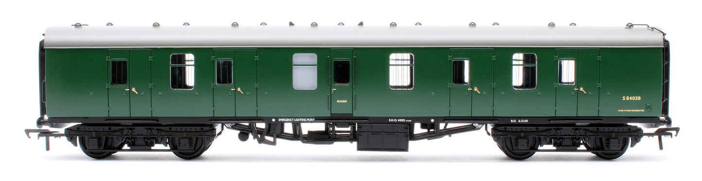 BR Mk1 BG Brake Gangwayed BR (SR) Green S84039