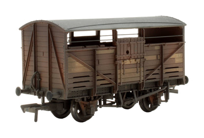 Pre-Owned 37-715 Set Of 3 - 8 Ton Cattle Wagons BR Bauxite Early - Custom Weathered