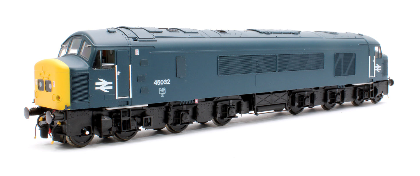 Class 45/0 45032 BR Blue (domino headcodes) Diesel Locomotive