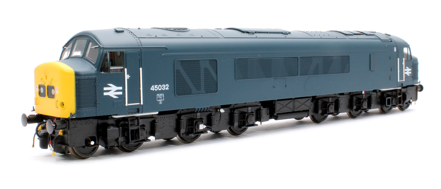 Class 45/0 45032 BR Blue (domino headcodes) Diesel Locomotive