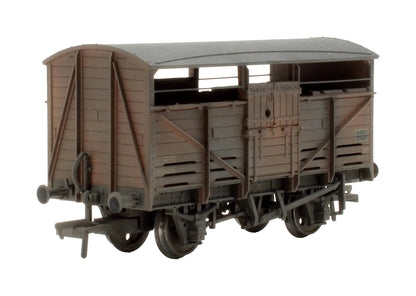Pre-Owned 37-716 Set Of 3 BR Bauxite 8 Ton Cattle Wagons - Custom Weathered