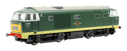 Pre-Owned 35181 Class 35 BR Green Hymek D7062 With Small Yellow Panels Diesel Locomotive