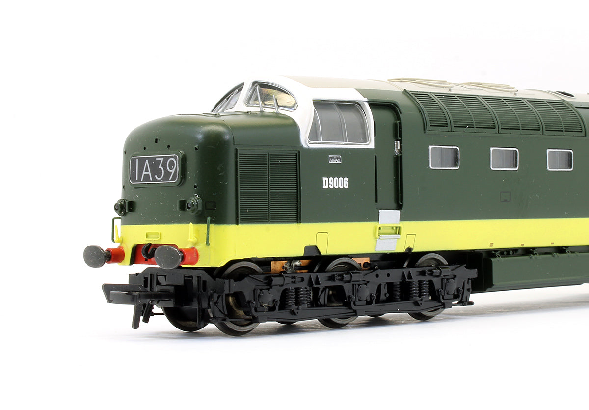 Pre-Owned Class 55 'D9006 Deltic BR Two Tone Green Diesel Locomotive - DCC Fitted