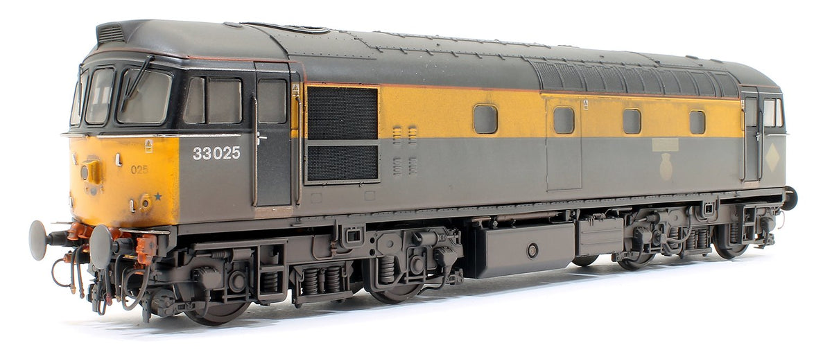 Pre-Owned Class 33 Civil Engineers grey/yellow 33025 Diesel Locomotive - Weathered
