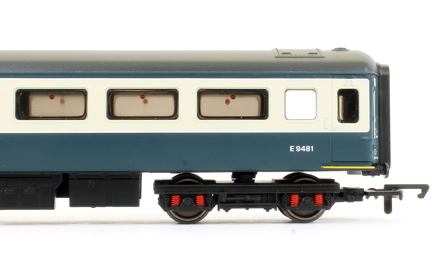 BR Mk2D Coach Open Brake Second (BSO) 'E9481', Inter-City Livery