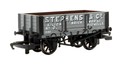 Pre-Owned R6746 4 Plank Wagon Stephens & Co. 'No. 8'