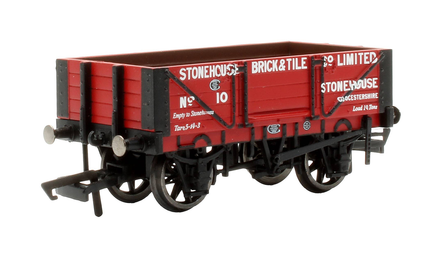 Pre-Owned R6864 4 Plank Wagon Stonehouse 'No. 10'