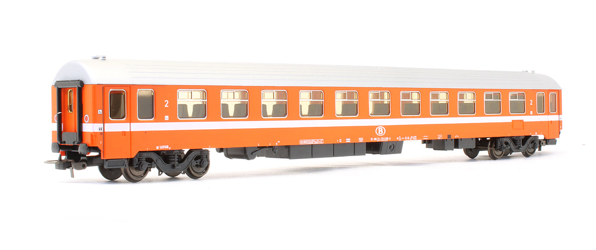 Pre-Owned Belgium Railways 2nd Class Passenger Car '51 88 21-70 038-3'