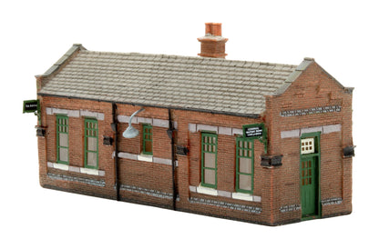 Pre-Owned 42-116 Great Central Waiting Room