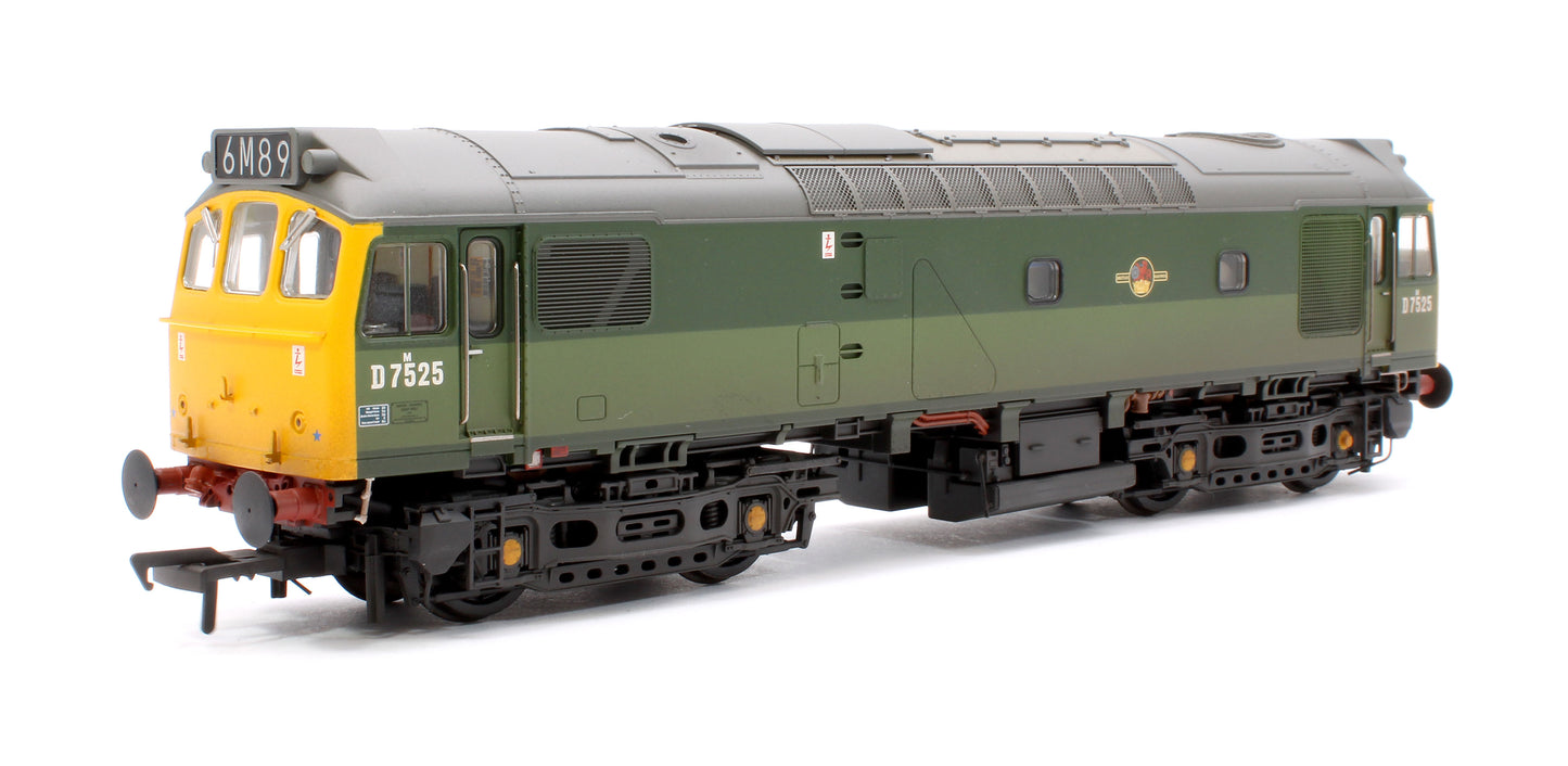 Class 25/2 D7525 BR Two-Tone Green (Full Yellow Ends) Diesel Locomotive - DCC Sound & Weathered