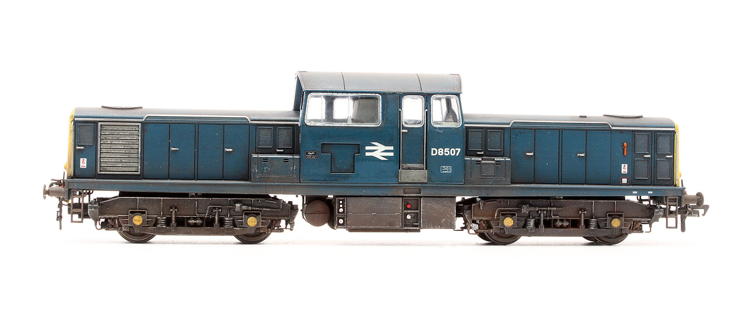 Pre-Owned 1708 Class 17 Clayton BR Blue With Full Yellow Panels D8507 Diesel Locomotive - DCC Fitted - Custom Weathered