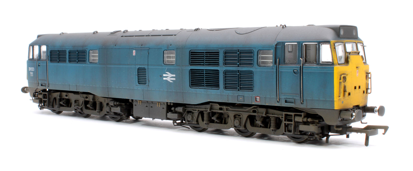 Highly Detailed Deluxe Weathered Class 31/1 31123 BR Blue Diesel Locomotive