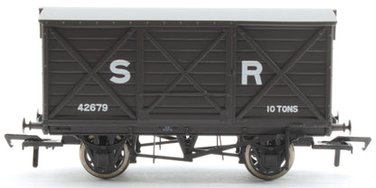 LSWR 10T Ventilated Van SR Brown (Early) 42679