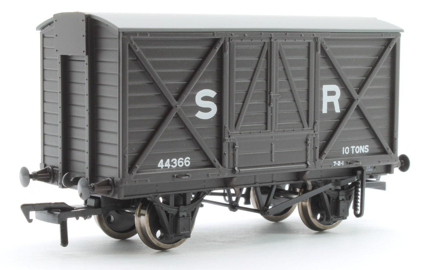 LSWR 10T Ventilated Van SR Brown (Early) 44366