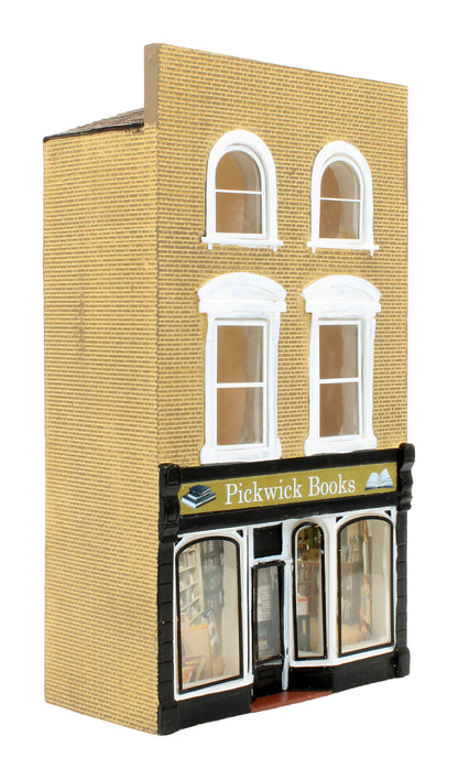 Pre-Owned R9760 Low relief 'Pickwick Books'