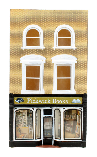 Pre-Owned R9760 Low relief 'Pickwick Books'